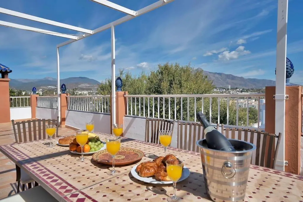 Apartamento Con Jacuzzi Y Parking En San Pedro - Del Valle 72 2 Marbella